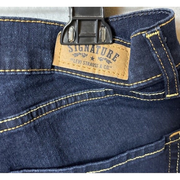 Levi’s Woman’s Jeans Size 14 L Curvy Skinny Dark Blue Pants Signature - Picture 5 of 7